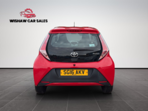 2016 Toyota Aygo 1.0 Vvt-I X-Play in Red — image 6