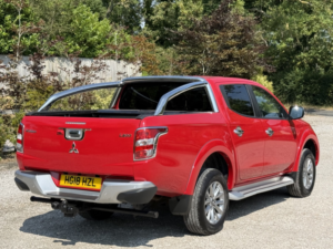2018 Mitsubishi L200 2.4 Di-D Dc Barbarian in Red — image 3