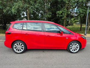 2015 Vauxhall Zafira Tourer 1.4i Turbo Sri MPV 5dr Petrol Manual Euro 6 (140 Ps) in Red — image 3