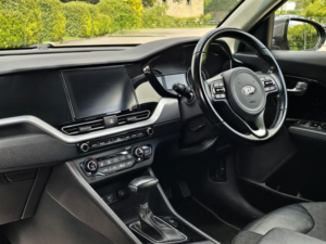 2019 Kia Niro 1.6 Gdi 2 SUV 5dr Petrol Hybrid Dct Euro 6 (s/s) (139 Bhp) in Grey — image 2