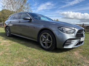 2020 Mercedes-Benz E Class 2.0 E300de 13.5kwh Amg Line G-Tronic+ Euro 6 (s/s) 5dr in Grey — image 2