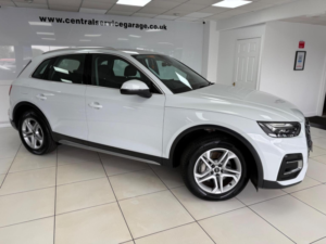 2022 Audi Q5 2.0 Tfsie 50 Sport S Tronic Quattro Euro 6 (s/s) 5dr 17.9kwh in White — image 4