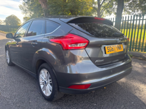2017 Ford Focus 1.0t Ecoboost Zetec Edition Hatchback 5dr Petrol Manual Euro 6 (s/s) (125 Ps) in Grey — image 5