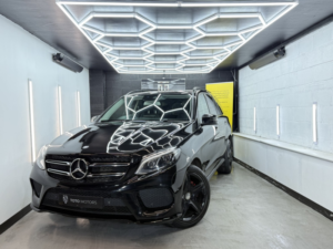 2015 Mercedes-Benz Gle 2.1 Gle250d Amg Line in Black — image 3