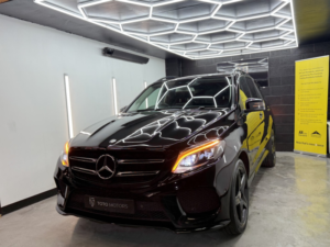 2015 Mercedes-Benz Gle 2.1 Gle250d Amg Line in Black — image 5