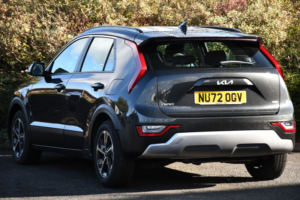 2022 Kia Niro 1.6h Gdi 2 SUV 5dr Petrol Hybrid Dct Euro 6 (s/s) (139 Bhp) in Grey — image 3