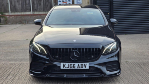 2017 Mercedes-Benz E Class 2.0 E220d Amg Line G-Tronic+ Euro 6 (s/s) 4dr in Black — image 3