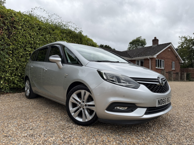 2017 Vauxhall Zafira Tourer 1.4 I Turbo Sri in Silver — image 1