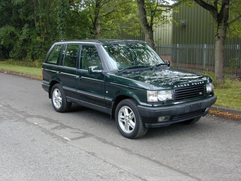 2002 Land Rover Range Rover Ref 8688 - Sale Agreed Awaiting Uk Registration - Range Rover P38 4.6 Royal Edition - in Green — image 1
