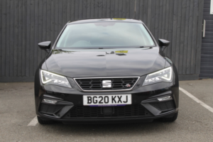 2020 SEAT Leon 1.5 Tsi Evo Fr in Black — image 2