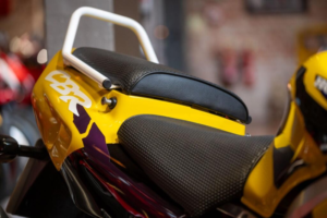 1997 Honda Cbr900rr Fireblade *low Mileage - Low Ownership* in Yellow — image 5