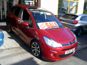 2016 Citroen C3 1.2 Puretech Platinum in Red — image 3