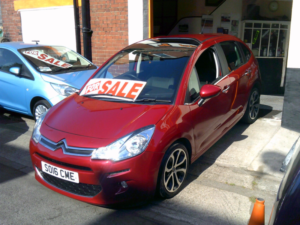 2016 Citroen C3 1.2 Puretech Platinum in Red — image 4