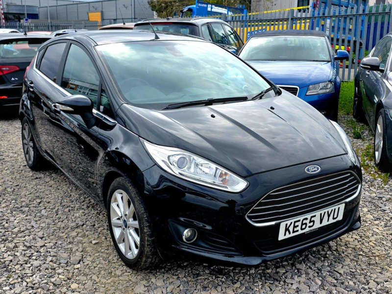 2015 Ford Fiesta 1.0t Ecoboost Titanium Euro 6 (s/s) 5dr in Black — image 1