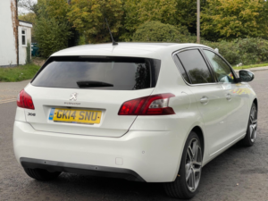 2014 Peugeot 308 2.0 Bluehdi Feline Euro 6 (s/s) 5dr in White — image 3