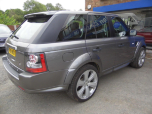2010 Land Rover Range Rover Sport 3.0 Td V6 Se Commandshift 4WD Euro 4 5dr in Grey — image 6