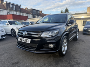 2015 Volkswagen Tiguan 1.4 Tsi R-Line Bmt Fresh Import Verified Mile Finance Avb in Black — image 2