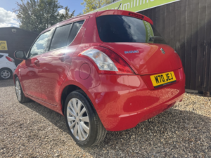 2011 Suzuki Swift 1.2 Sz4 in Red — image 4