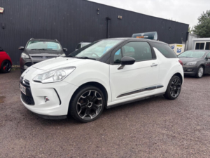2014 Citroen Ds3 1.6 Vti Dstyle Plus Euro 5 3dr in White — image 4