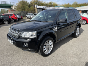2013 Land Rover Freelander 2 2.2 Sd4 Hse in Black — image 4