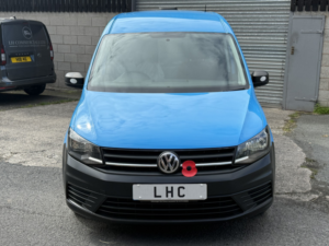 2016 Volkswagen Caddy Maxi 2.0 Tdi C20 Bluemotion Tech Startline in Blue — image 5