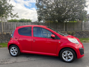2013 Citroen C1 1.0i Vtr+ Euro 5 5dr in Red — image 2