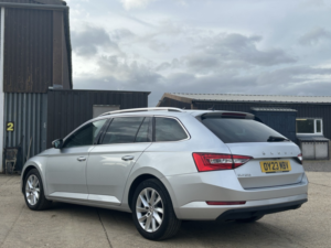 2023 Skoda Superb 2.0 Tdi Se Technology in Silver — image 6