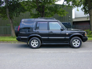 2004 Land Rover Discovery Ref 8435 - Sale Agreed Awaiting Uk Registraion - Land Rover Discovery 4.0 Sport Rhd - Ex Japan in Black — image 2