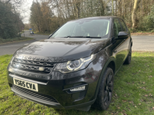 2015 Land Rover Discovery Sport 2.0 Td4 Hse Black in Black — image 4