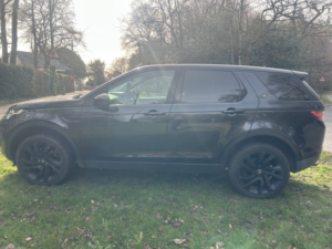 2015 Land Rover Discovery Sport 2.0 Td4 Hse Black in Black — image 5