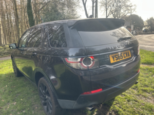 2015 Land Rover Discovery Sport 2.0 Td4 Hse Black in Black — image 6
