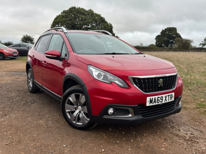 2019 Peugeot 2008 1.2 Puretech Signature in Red — image 1