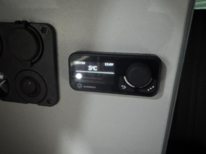 2013 Volkswagen Transporter Shuttle 2.0 Td T30 Se in Blue — image 4