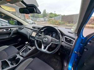 2017 Nissan Qashqai 1.5 Dci N-Connecta Euro 6 (s/s) 5dr in Blue — image 3