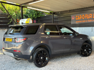 2016 Land Rover Discovery Sport 2.0 Td4 Hse Luxury in Grey — image 5