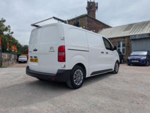 2021 Citroen Dispatch 1.5 Bluehdi 1000 Enterprise M Fwd 2 Euro 6 (s/s) 6dr in White — image 3