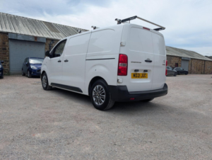 2021 Citroen Dispatch 1.5 Bluehdi 1000 Enterprise M Fwd 2 Euro 6 (s/s) 6dr in White — image 4