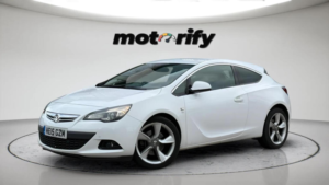 2015 Vauxhall Astra Gtc 2.0 Cdti Sri Euro 5 (s/s) 3dr in White — image 2