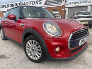 2015 MINI Hatch