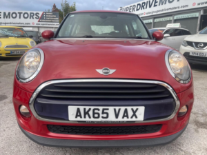 2015 MINI Hatch 1.5 Cooper D Euro 6 (s/s) 3dr in Red — image 2