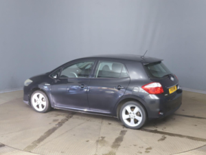 2011 Toyota Auris 1.8 Vvt-H T4 CVT Euro 5 (s/s) 5dr in Black — image 4