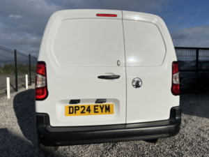 2024 Vauxhall Combo 1.5 Combo Pv Prime 1.5d 100 S&s Mt6 in White — image 6