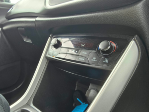 2014 Suzuki Sx4 S-Cross 1.6 Sz4 SUV 5dr Petrol Manual Euro 6 (120 Ps) in White — image 6