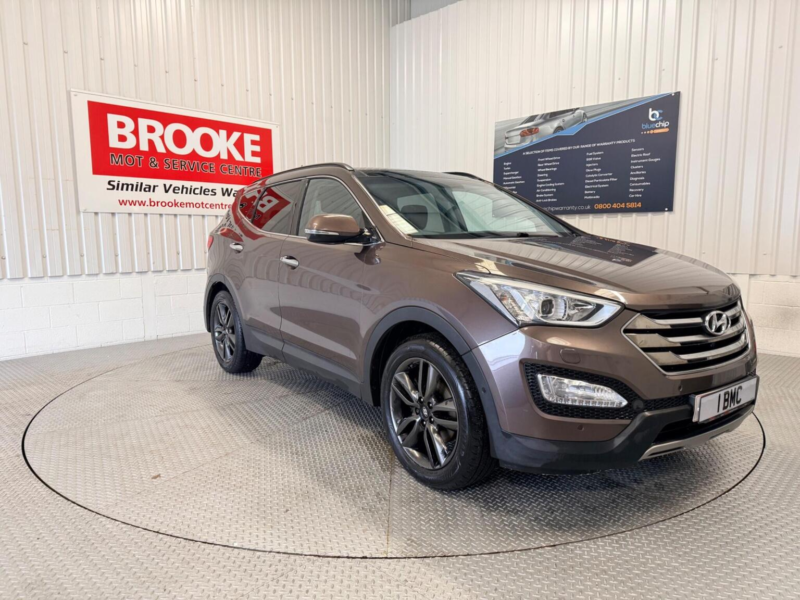2014 Hyundai Santa Fe 2.2 Crdi Premium Se 4WD Euro 5 5dr (7 Seat) in Brown — image 1