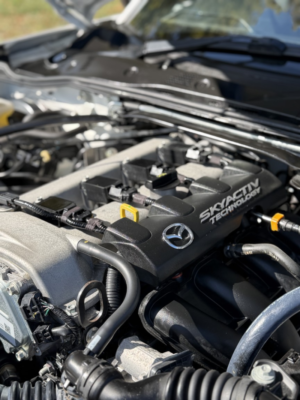 2019 Mazda Mx-5 Rf 2.0 Skyactiv-G Sport Nav in White — image 6