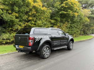 2022 Ford Ranger 2.0 Ranger Wildtrak Double Cab 2.0l Ecoblue 213ps AWD 10 Speed Automatic in Black — image 3