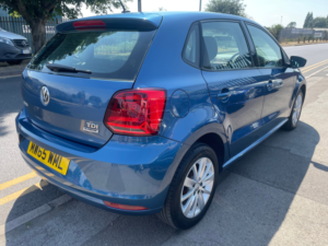 2015 Volkswagen Polo 1.4 Tdi Bluemotion Tech Se Hatchback 5dr Diesel Manual Euro 6 (s/s) (75 Ps) in Blue — image 6