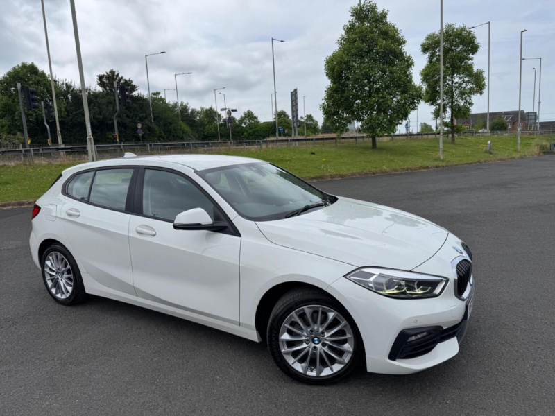 2020 BMW 1 Series 1.5 116d Se Euro 6 (s/s) 5dr in White — image 1