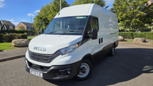2023 Iveco Daily 2.3 D Hpi 14v 35s 3520 in White — image 3