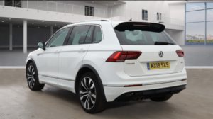 2018 Volkswagen Tiguan 2.0 Tdi R-Line DSG 4 Motion in White — image 5